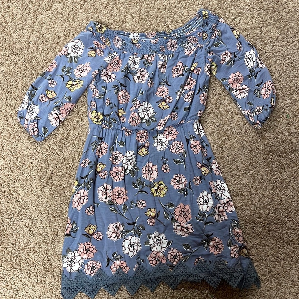 Flower design dress